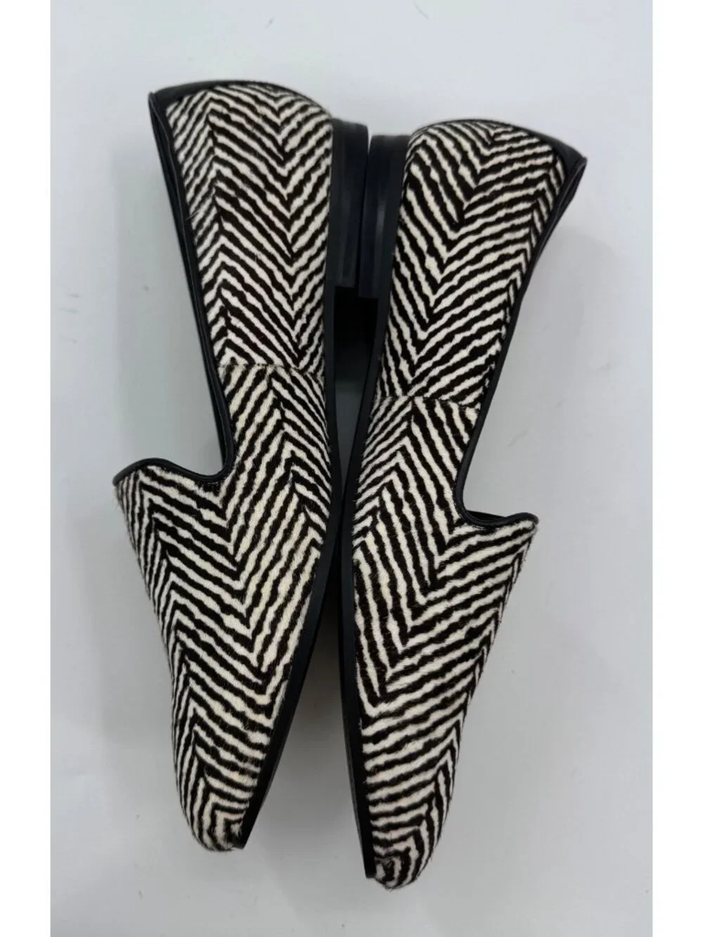 Vionic Willa Black & White Chevron Loafers Womens Size 9 Zebra Print Flats Ortho